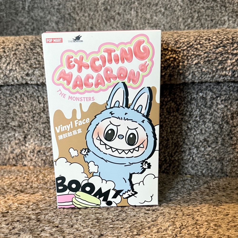 Exciting Macaron Vinyl Figure